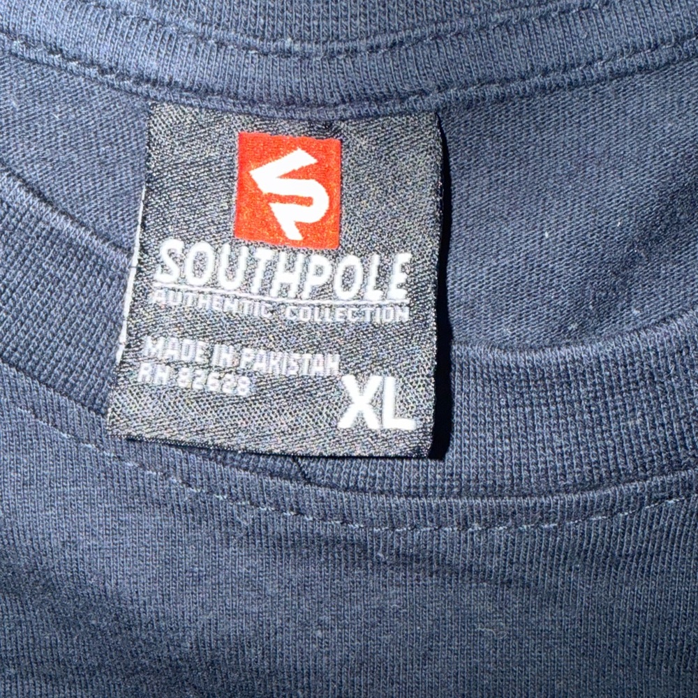 South Pole Vintage Y2K Men's Tee Shirt Size XL Black Yellow Green (0126) A4 - Picture 2 of 8